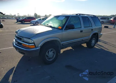 2000 Chevrolet Blazer Lt from USA, damaged, VIN 1GNDT13W5Y2245883